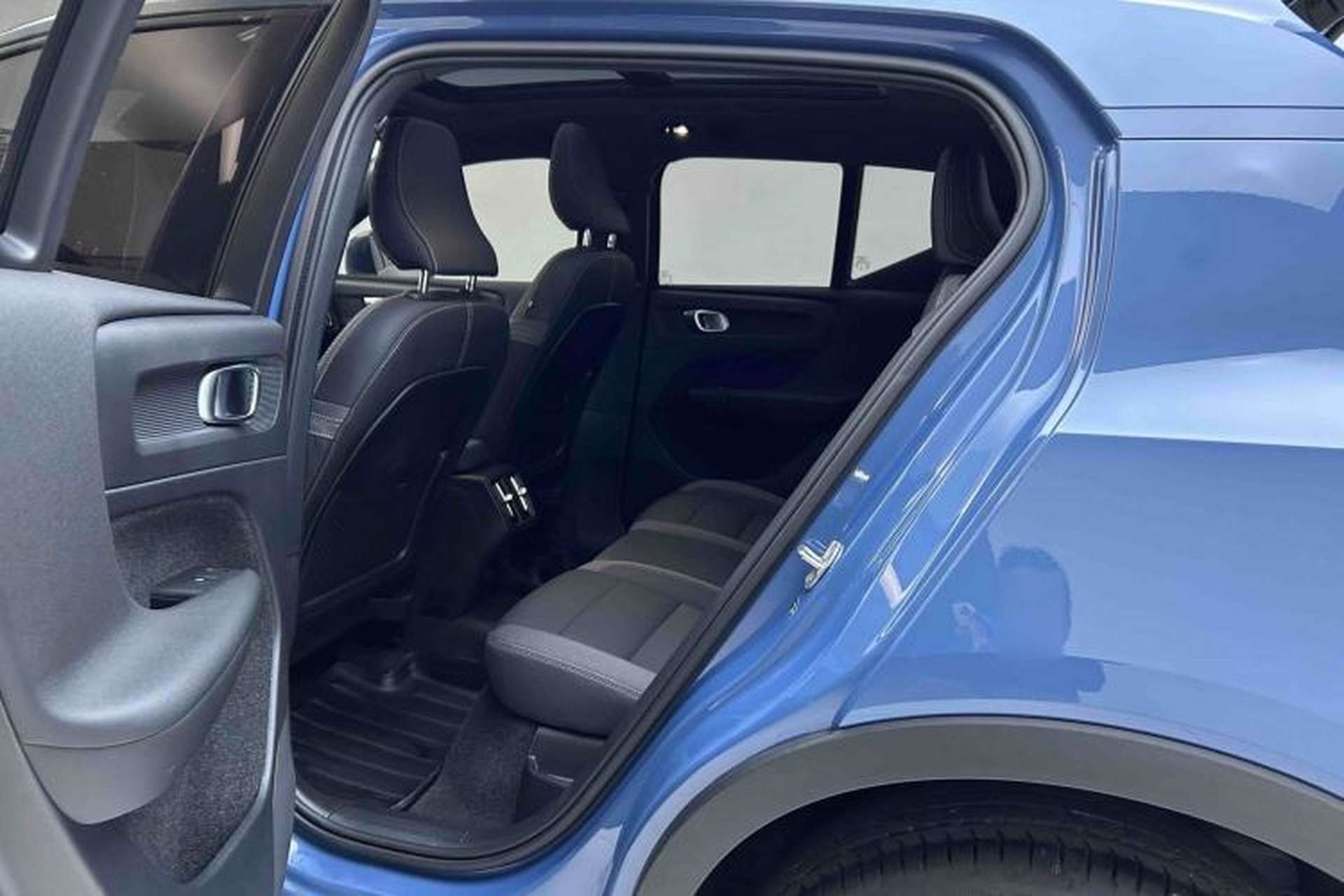 Used Volvo XC40 2023 B3 Zhiyuan Luxury Edition Interior 2