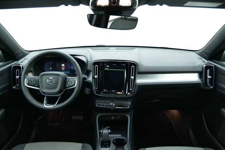 Used Volvo XC40 2023 B3 Smart & Stylish Edition Interior 3
