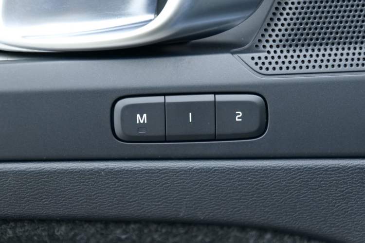 Used Volvo XC40 2023 B3 Smart & Stylish Edition Interior 8