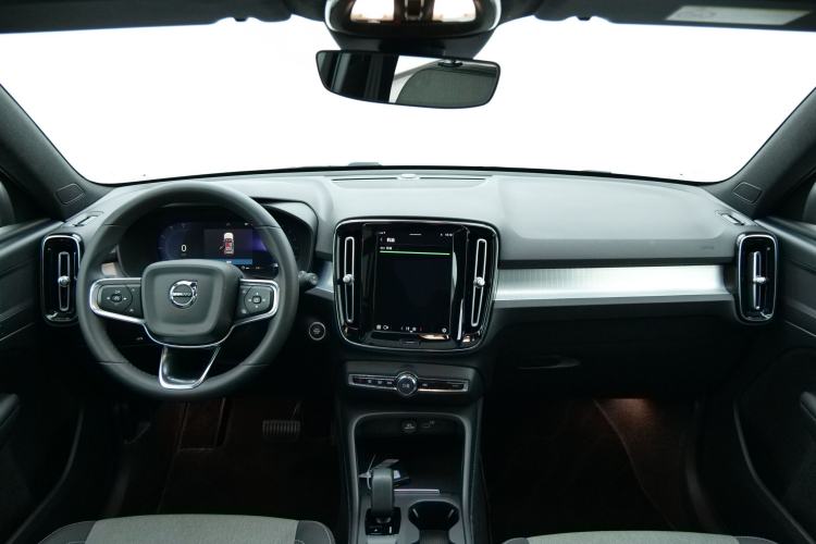 Used Volvo XC40 2023 B3 Smart & Stylish Edition Interior 8