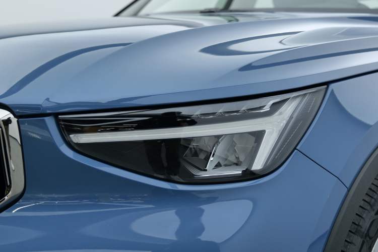 Used Volvo XC40 2023 B3 Smart & Stylish Edition Left Front Headlight
