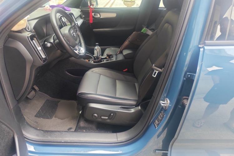 Used Volvo XC40 2023 B3 Smart & Stylish Edition Left Front Seat