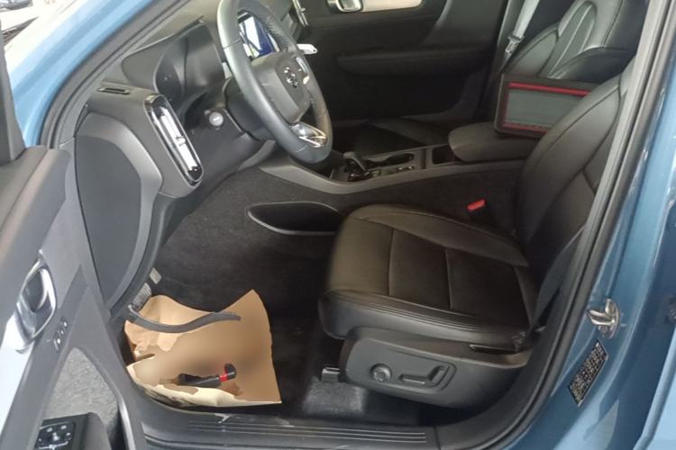 Used Volvo XC40 2023 B3 Smart & Stylish Edition Left Front Seat
