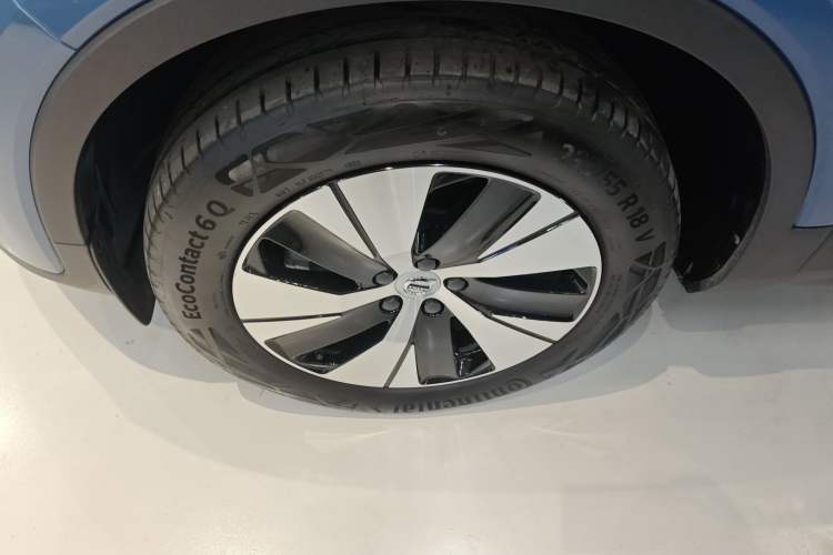 Used Volvo XC40 2023 B3 Zhiyuan Luxury Edition Left Front Wheel Hub