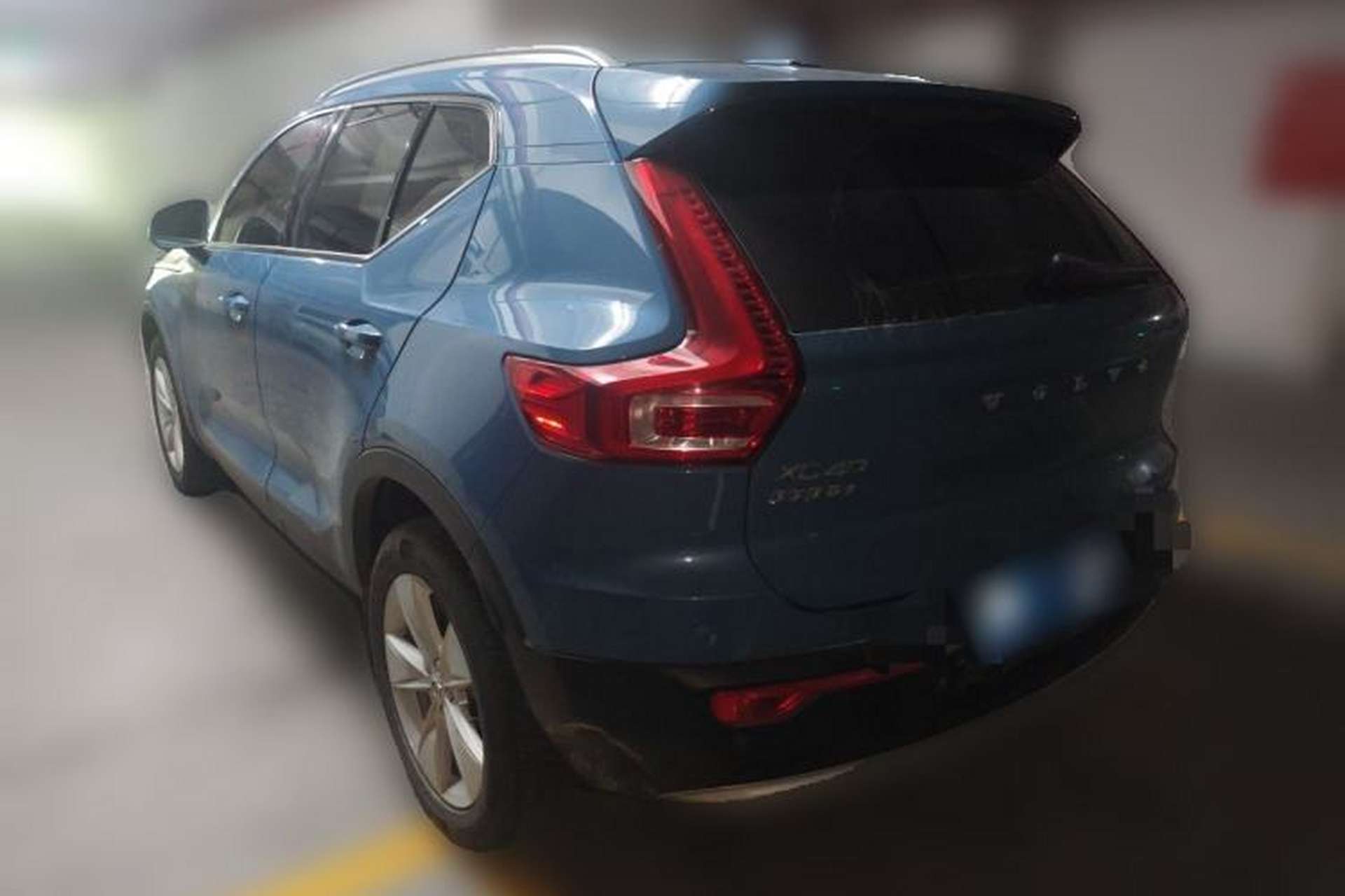 Used Volvo XC40 2023 B3 Smart & Stylish Edition Rear Left 45 Deg