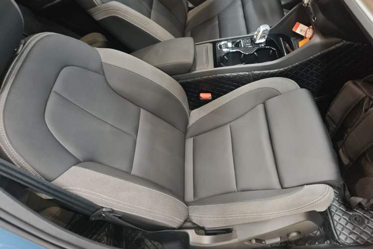 Used Volvo XC40 2023 B3 Zhiyuan Luxury Edition Right Front Seat