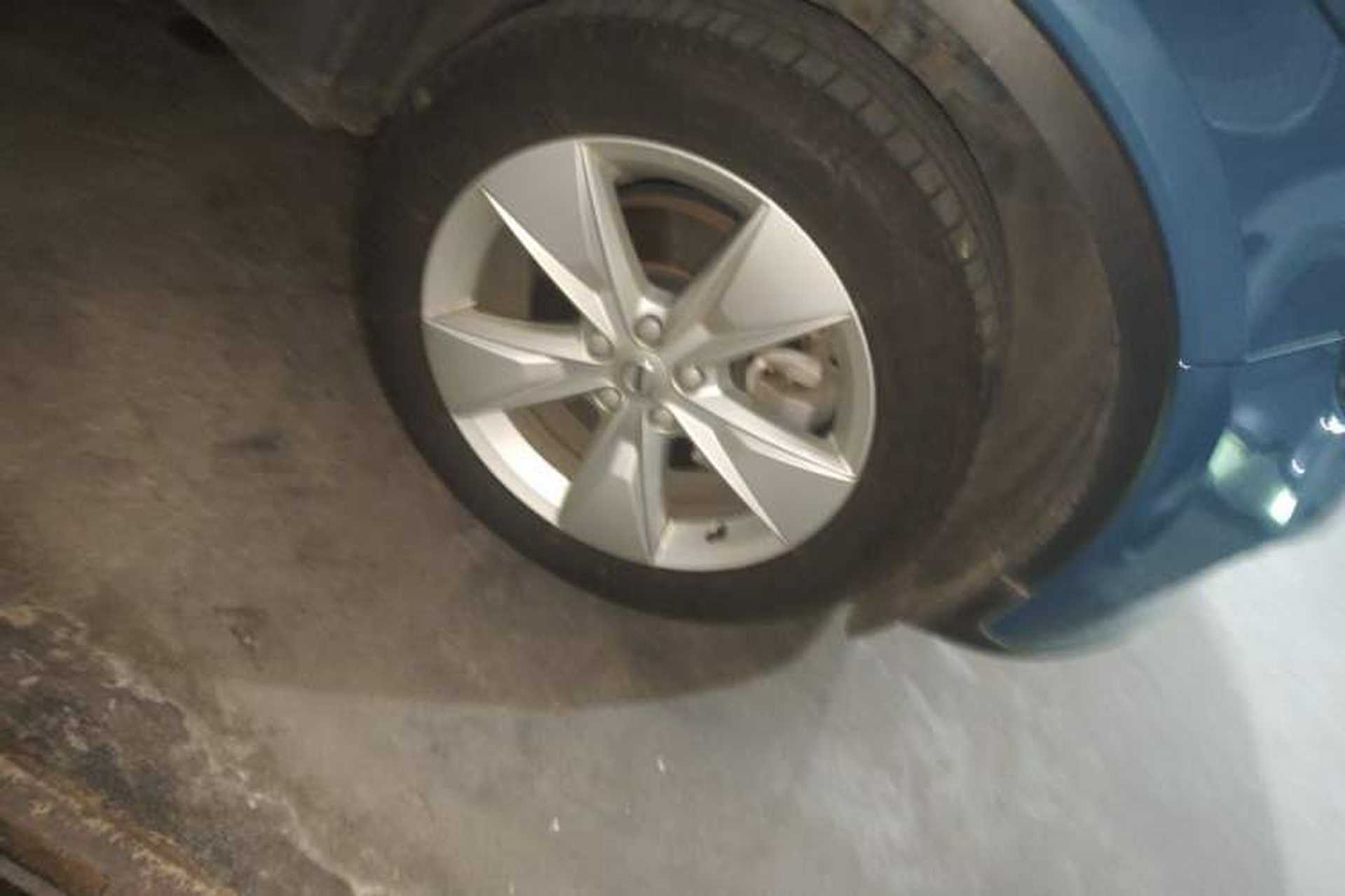 Used Volvo XC40 2023 B3 Smart & Stylish Edition Right Front Wheel Hub
