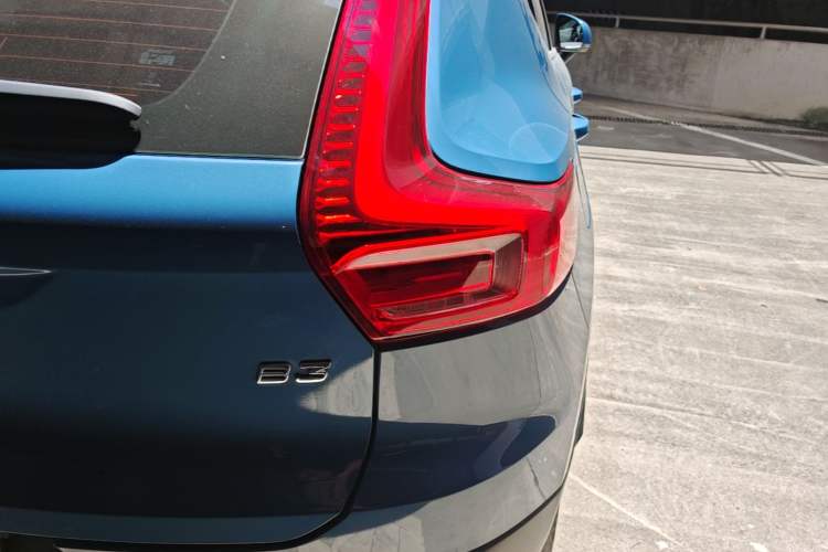 Used Volvo XC40 2023 B3 Zhiyuan Luxury Edition Right Rear Taillight