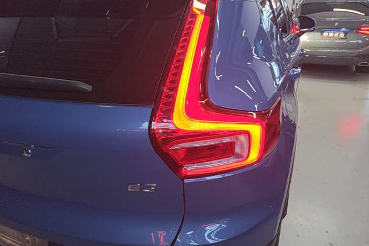 Used Volvo XC40 2023 B3 Zhiyuan Luxury Edition Right Rear Taillight