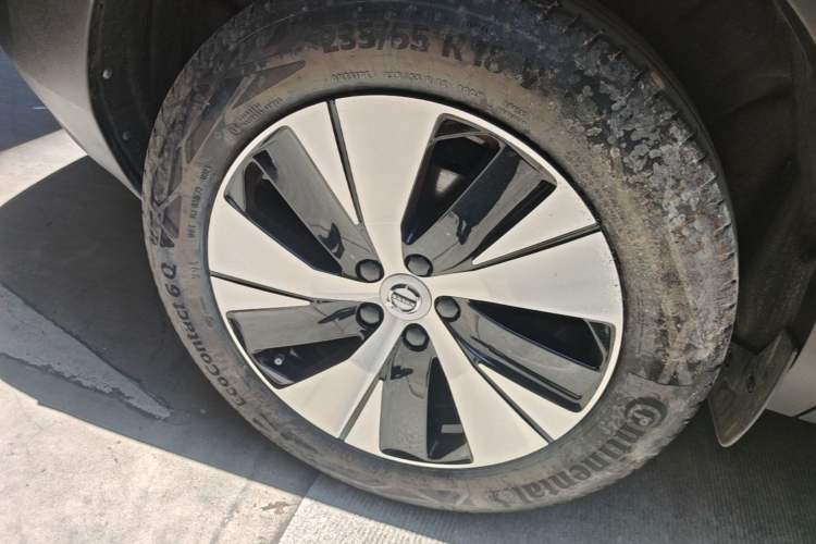 Used Volvo XC40 2023 B3 Zhiyuan Luxury Edition Right Rear Wheel Hub
