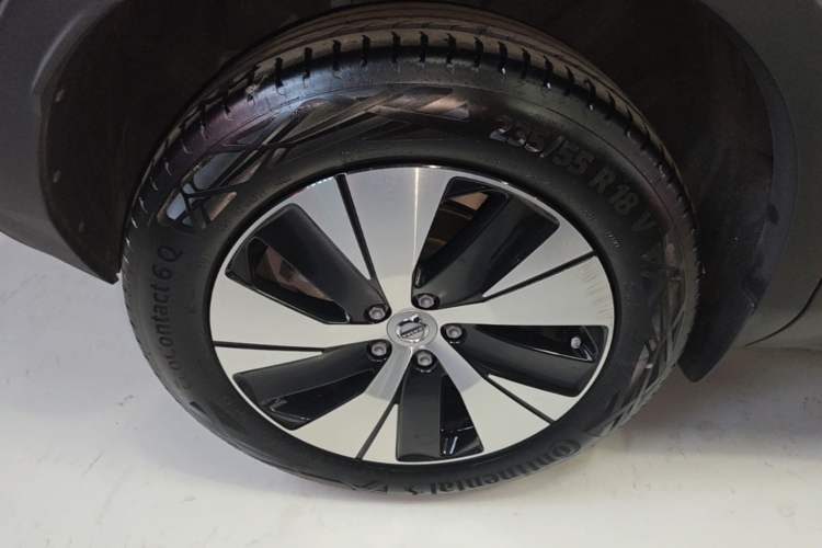 Used Volvo XC40 2023 B3 Zhiyuan Luxury Edition Right Rear Wheel Hub
