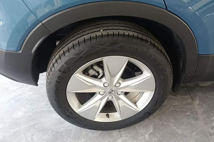 Used Volvo XC40 2023 B3 Smart & Stylish Edition Right Rear Wheel Hub