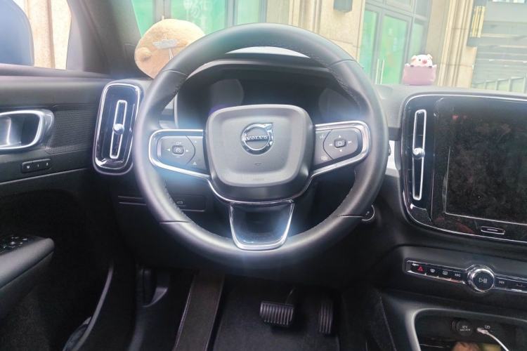Used Volvo XC40 2023 B3 Smart & Stylish Edition Steering Wheel
