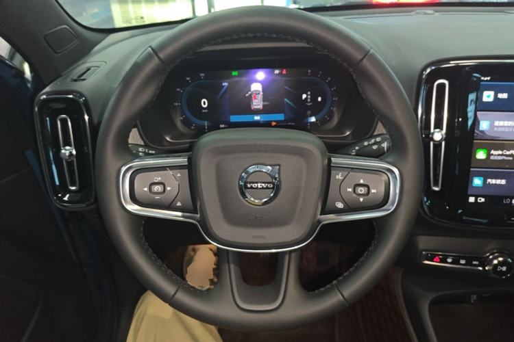 Used Volvo XC40 2023 B3 Zhiyuan Luxury Edition Steering Wheel