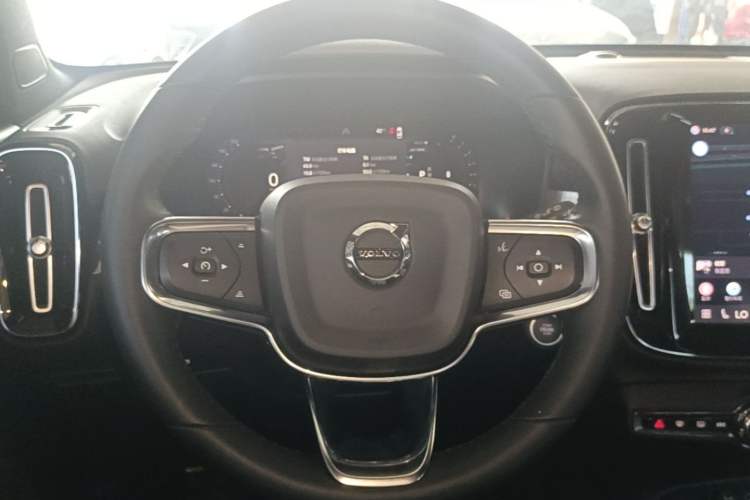 Used Volvo XC40 2023 B3 Smart & Stylish Edition Steering Wheel