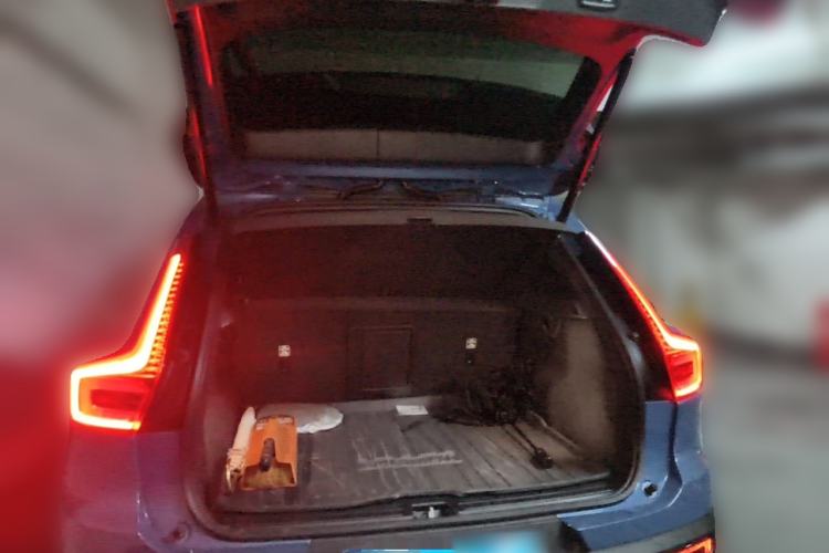 Used Volvo XC40 2023 B3 Zhiyuan Sport Edition Trunk