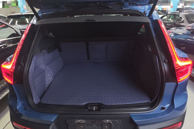 Used Volvo XC40 2023 B3 Zhiyuan Luxury Edition Trunk