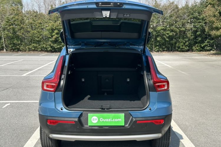 Used Volvo XC40 2023 B3 Zhiyuan Luxury Edition Trunk