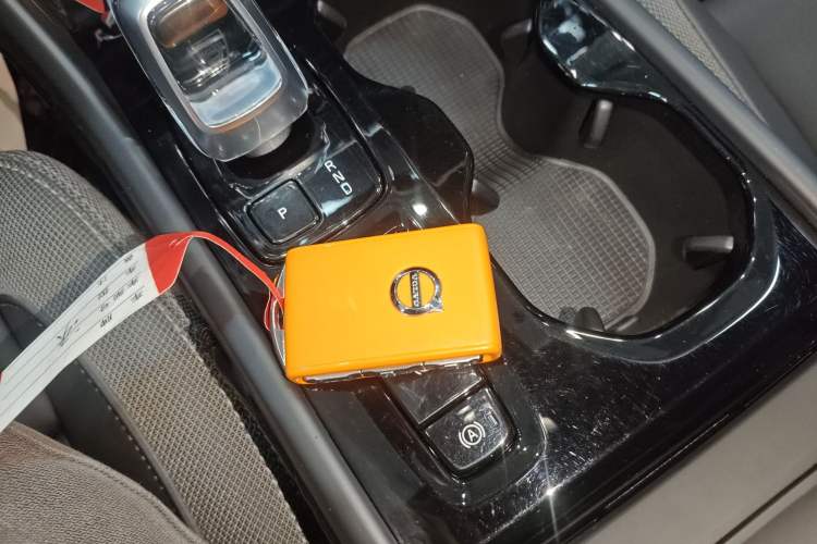 Used Volvo XC40 2023 B3 Zhiyuan Luxury Edition Vehicle Key