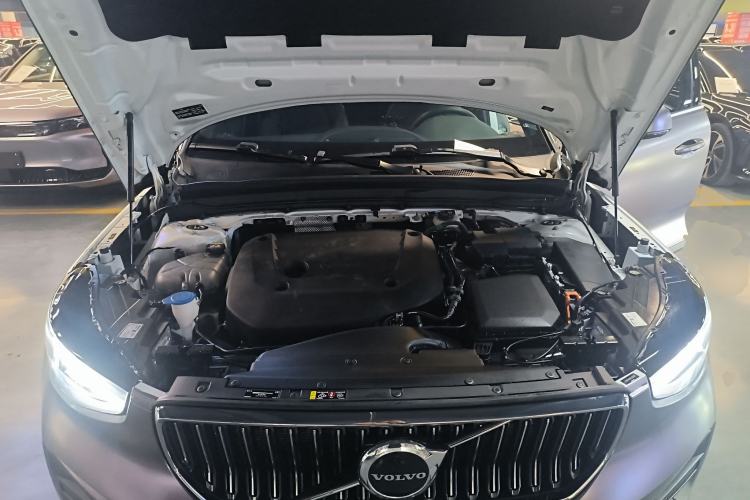 Used Volvo XC40 2023 B3 Zhiyuan Luxury Edition Engine Bay