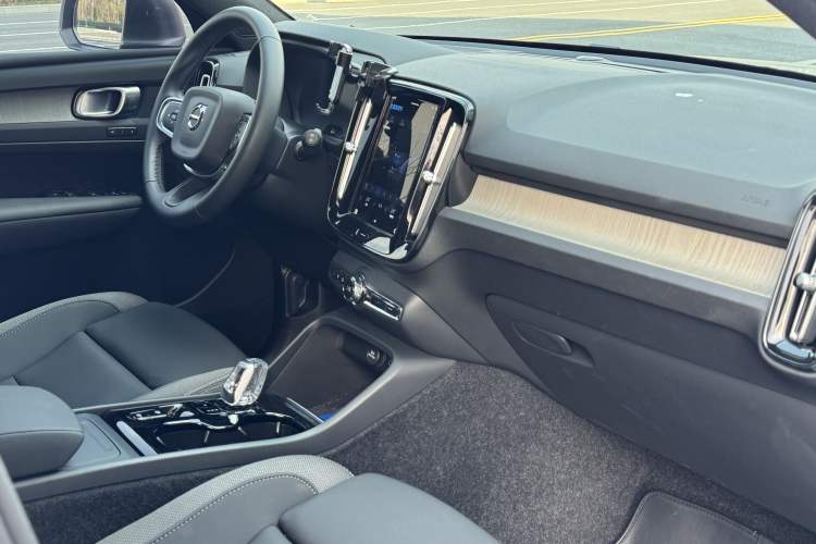 Used Volvo XC40 2023 B3 Zhiyuan Luxury Edition Interior 6