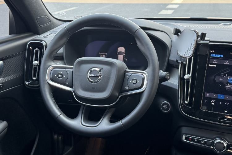 Used Volvo XC40 2023 B3 Zhiyuan Luxury Edition Interior 7