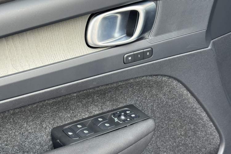 Used Volvo XC40 2023 B3 Zhiyuan Luxury Edition Interior 8