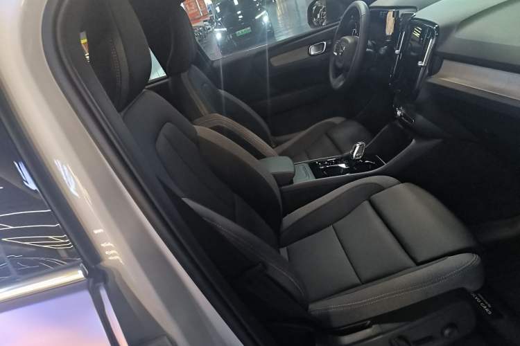 Used Volvo XC40 2023 B3 Zhiyuan Luxury Edition Right Front Seat