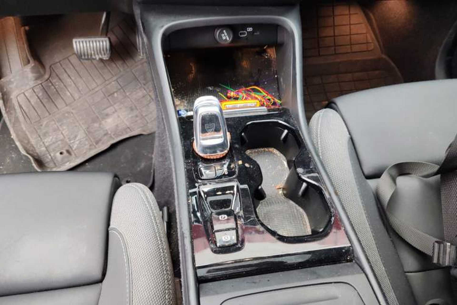 Used Volvo XC40 2023 B3 Zhiyuan Luxury Edition Gear Lever