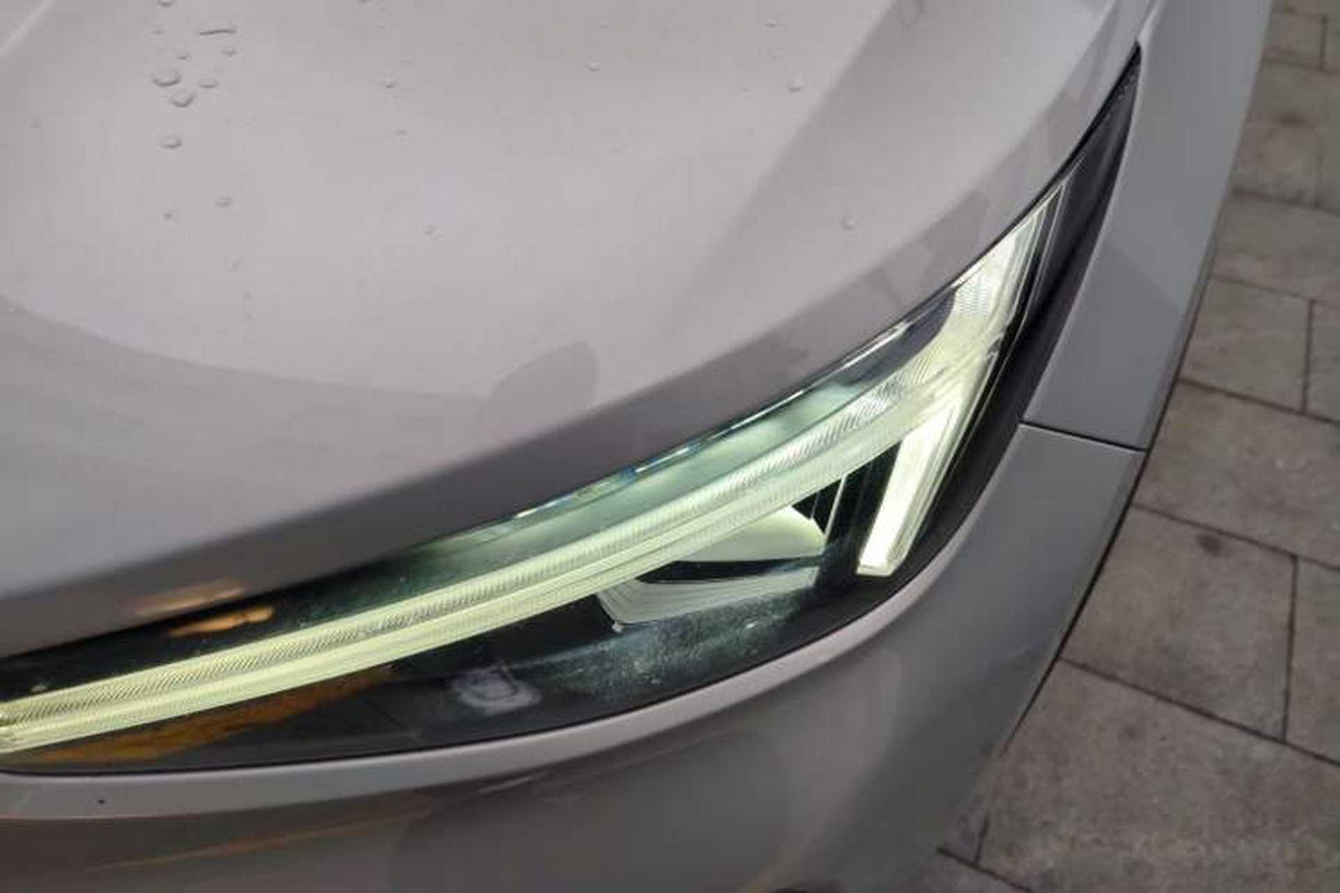 Used Volvo XC40 2023 B3 Zhiyuan Luxury Edition Left Front Headlight