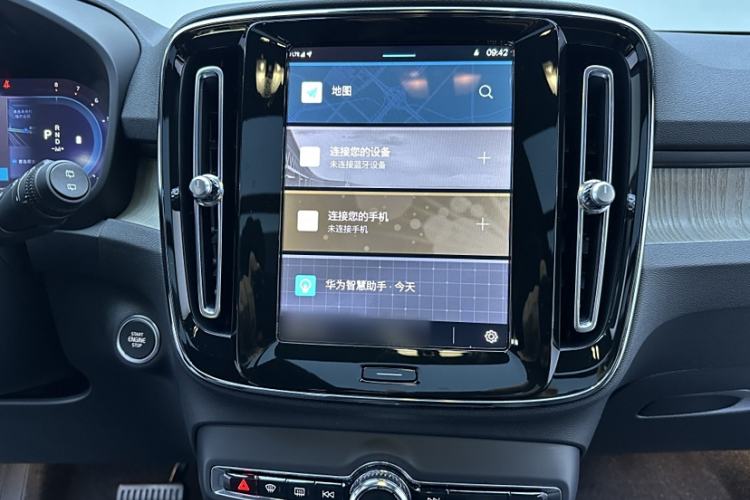 Used Volvo XC40 2023 B3 Zhiyuan Sport Edition Audio And AC Panel