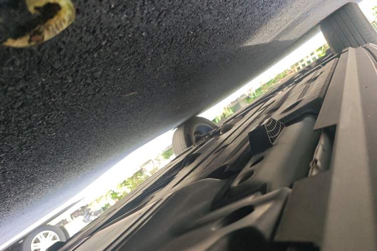 Used Volvo XC40 2023 B3 Zhiyuan Luxury Edition Chassis Rear Left