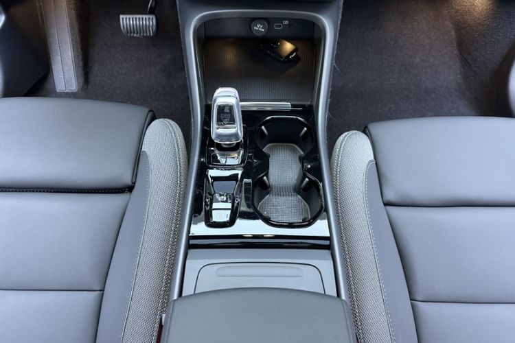 Used Volvo XC40 2023 B3 Zhiyuan Sport Edition Gear Lever