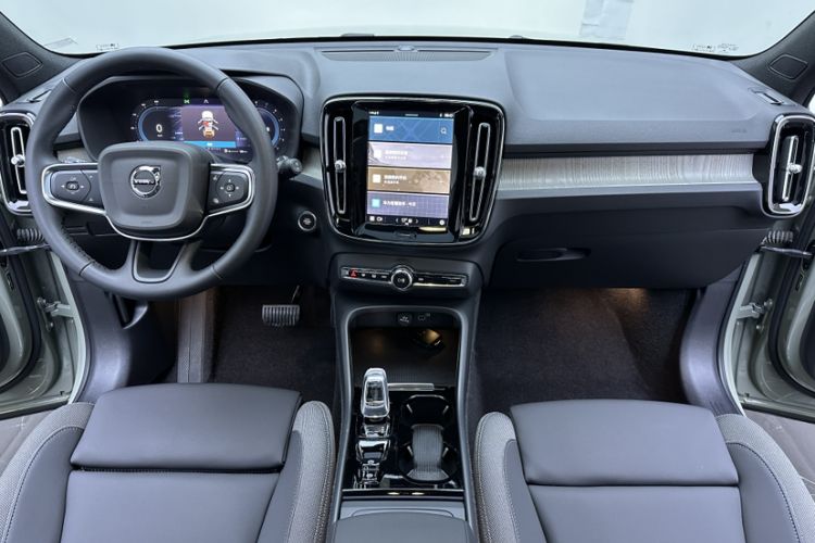 Used Volvo XC40 2023 B3 Zhiyuan Sport Edition Interior 8
