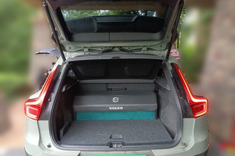 Used Volvo XC40 2023 B3 Zhiyuan Sport Edition Trunk