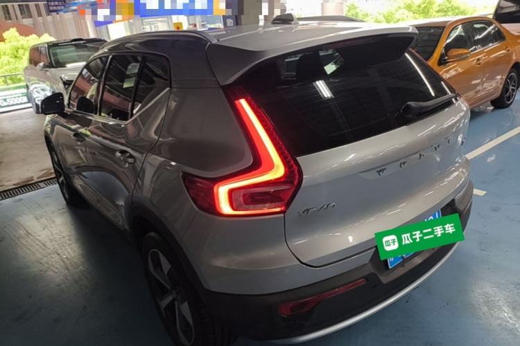Used Volvo XC40 2023 B4 4x4 Smart Luxury Edition Exterior 2