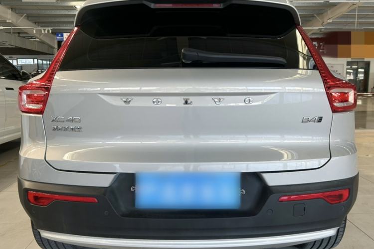 Used Volvo XC40 2023 B4 4x4 Smart Luxury Edition Exterior 5