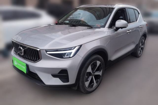 Used Volvo XC40 2023 B4 4x4 Smart Luxury Edition
