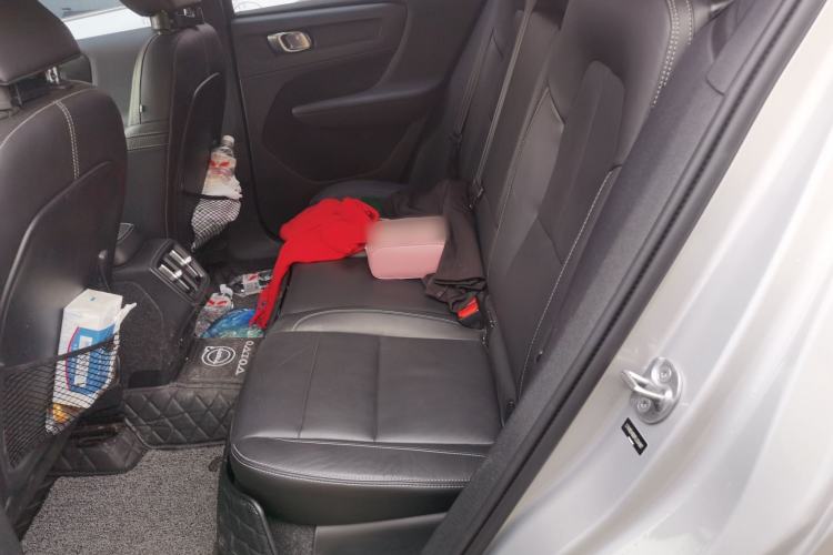 Used Volvo XC40 2023 B4 4x4 Smart Luxury Edition Left Rear Seat