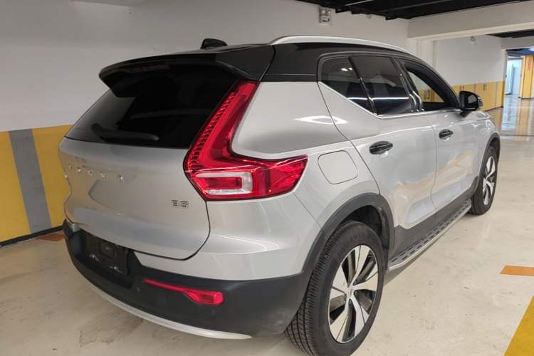 Used Volvo XC40 2023 B3 Zhiyuan Luxury Edition Rear Right 45 Deg