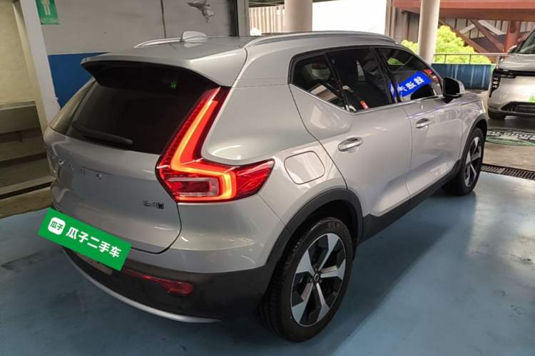 Used Volvo XC40 2023 B4 4x4 Smart Luxury Edition Rear Right 45 Deg