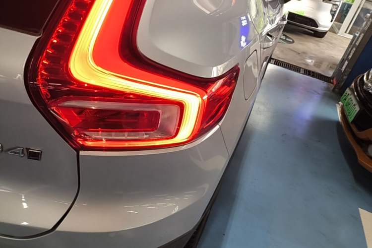 Used Volvo XC40 2023 B4 4x4 Smart Luxury Edition Right Rear Taillight