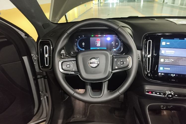 Used Volvo XC40 2023 B3 Zhiyuan Luxury Edition Steering Wheel