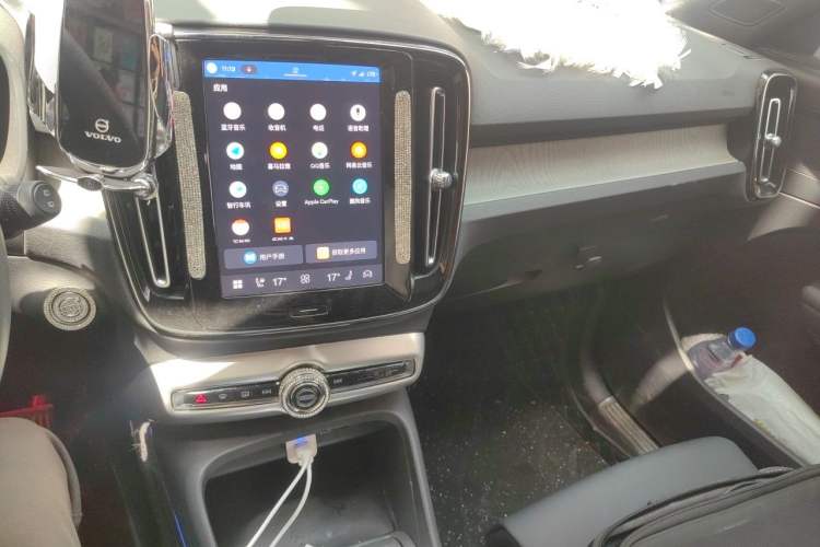 Used Volvo XC40 2023 B3 Zhiyuan Luxury Edition Audio And AC Panel