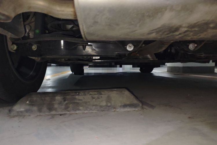 Used Volvo XC40 2023 B3 Zhiyuan Luxury Edition Chassis Rear Left