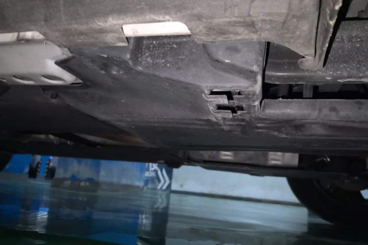 Used Volvo XC40 2023 B3 Zhiyuan Luxury Edition Chassis Rear Left