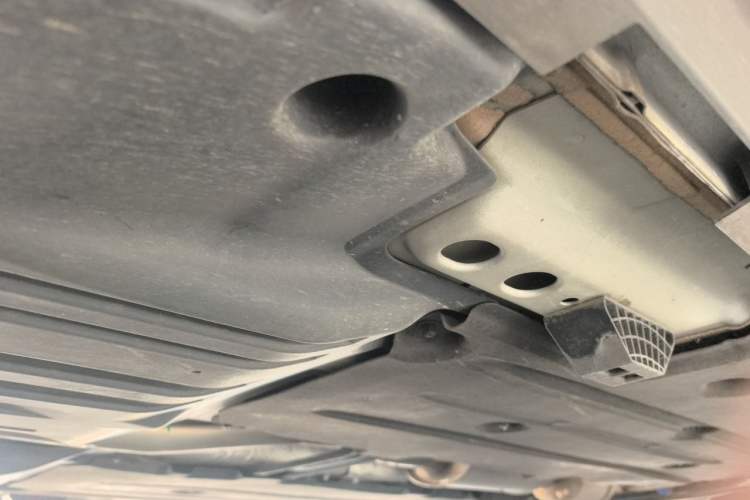 Used Volvo XC40 2023 B3 Zhiyuan Luxury Edition Chassis Rear Right