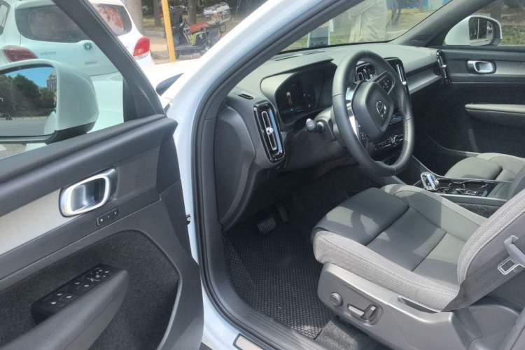 Used Volvo XC40 2023 B3 Zhiyuan Luxury Edition Driver Seat