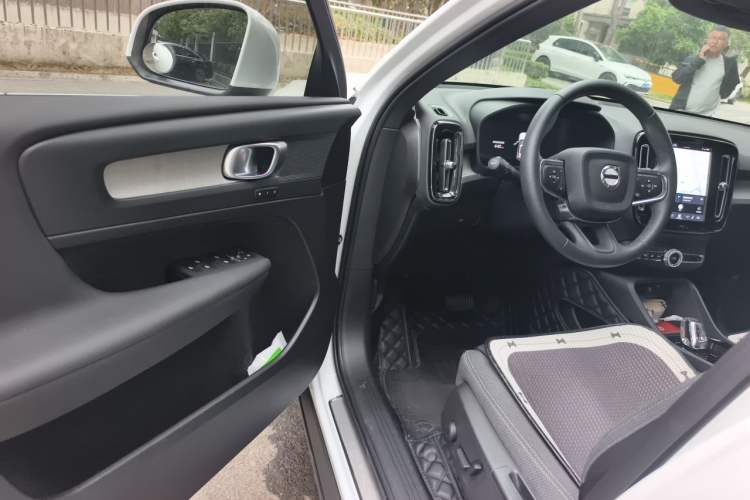 Used Volvo XC40 2023 B3 Zhiyuan Luxury Edition Driver Seat