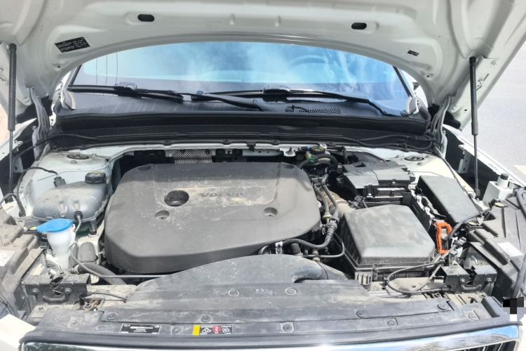 Used Volvo XC40 2023 B3 Zhiyuan Luxury Edition Engine Bay